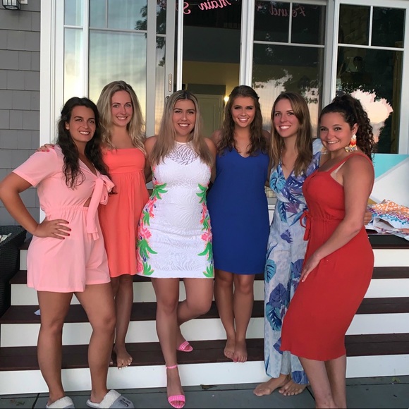 Meet your posher!! 🎉💜 - Picture 8 of 8